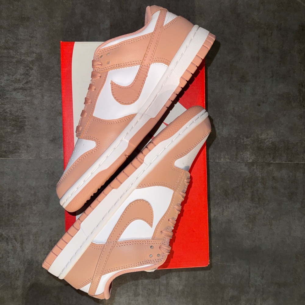 New women dunk